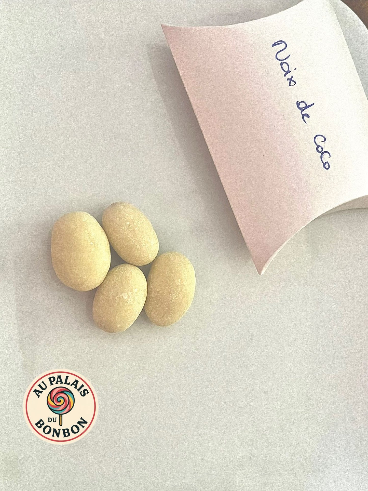 Dragées amande recouverte saveur noix de coco