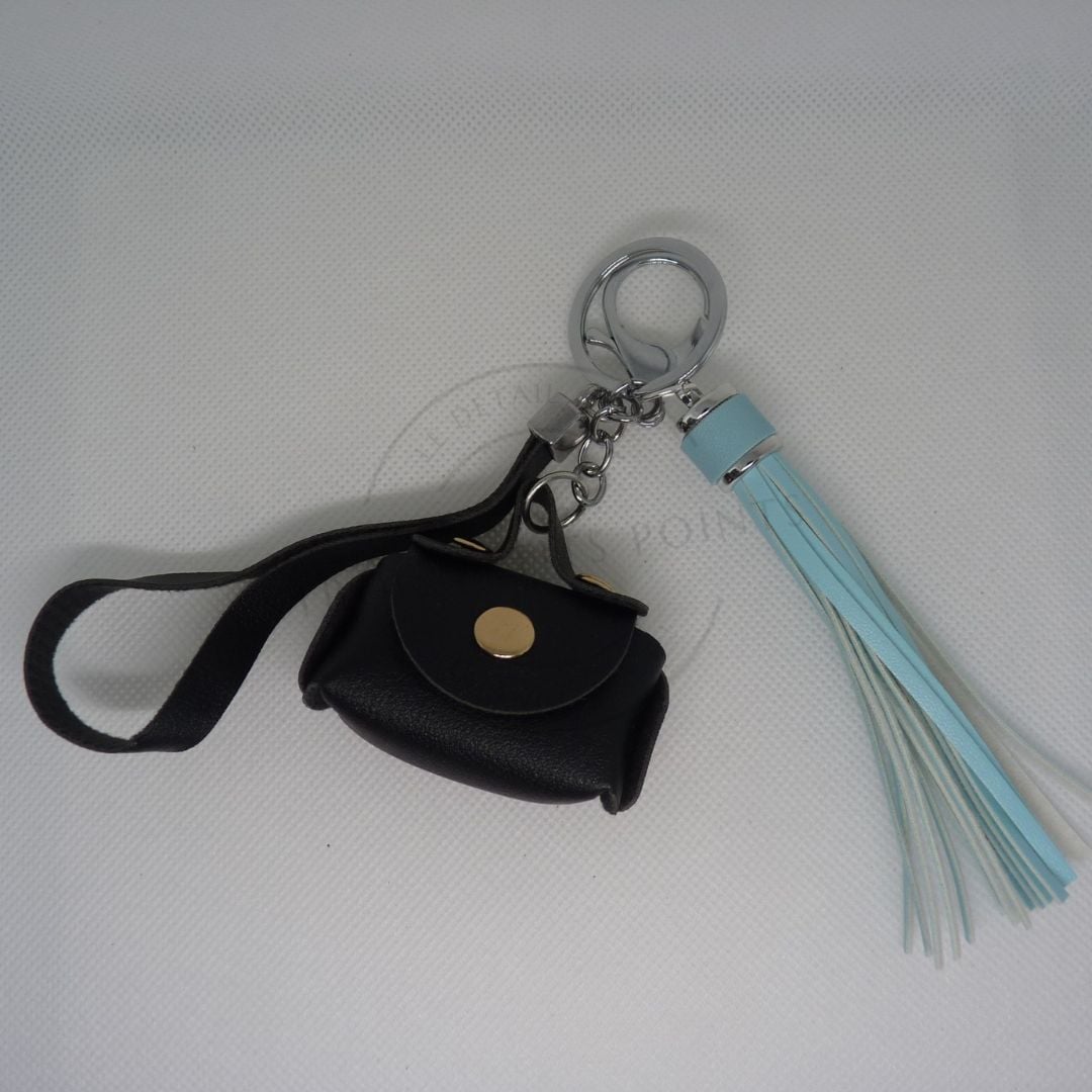 Portes clés / bijoux de sacs "pompons et mini sacs à mains