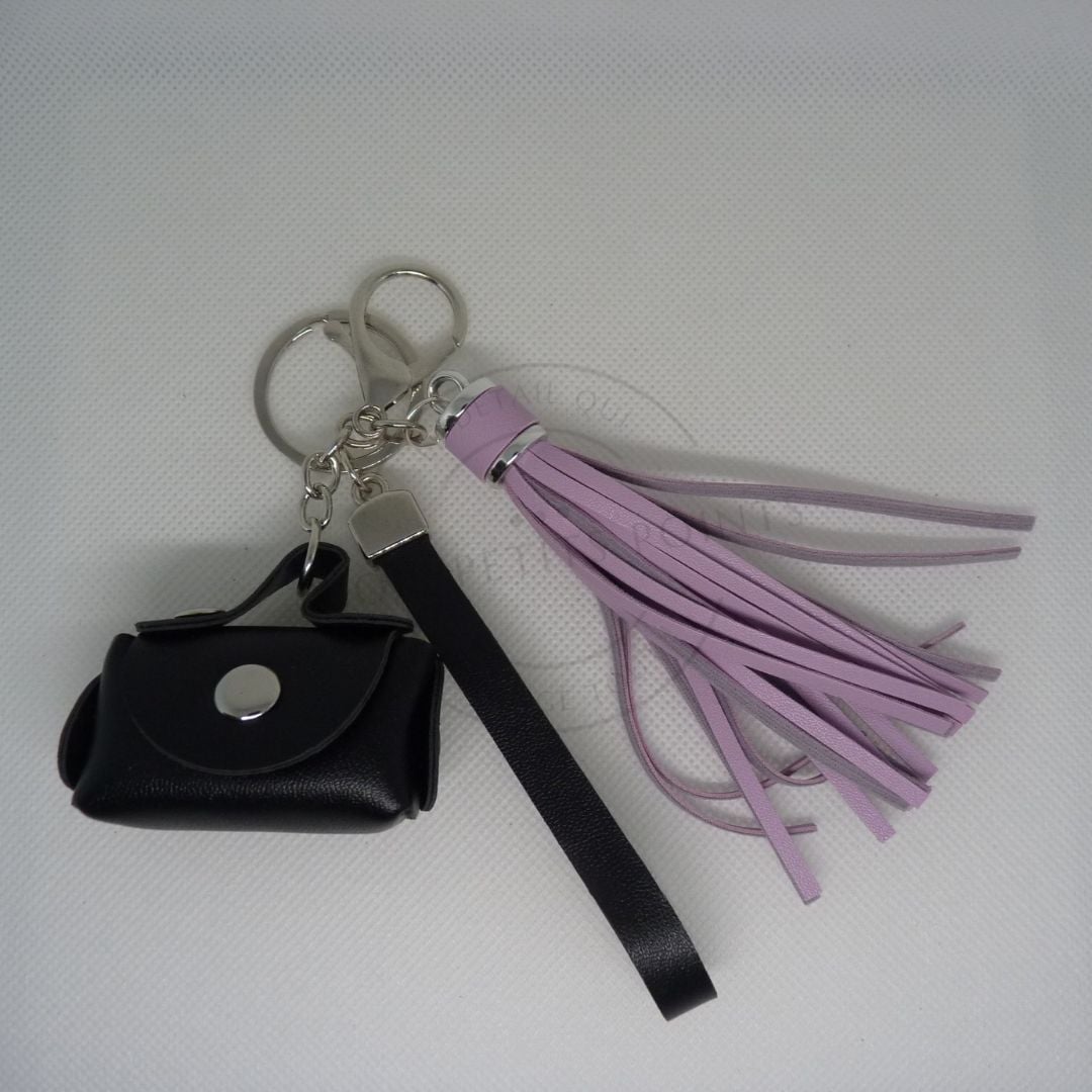 Portes clés / bijoux de sacs "pompons et mini sacs à mains