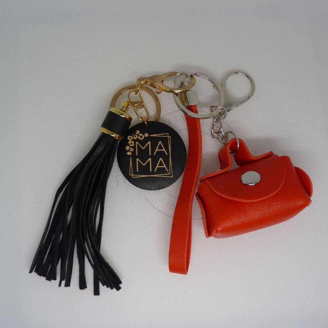 Portes clés / bijoux de sacs "pompons et mini sacs à mains
